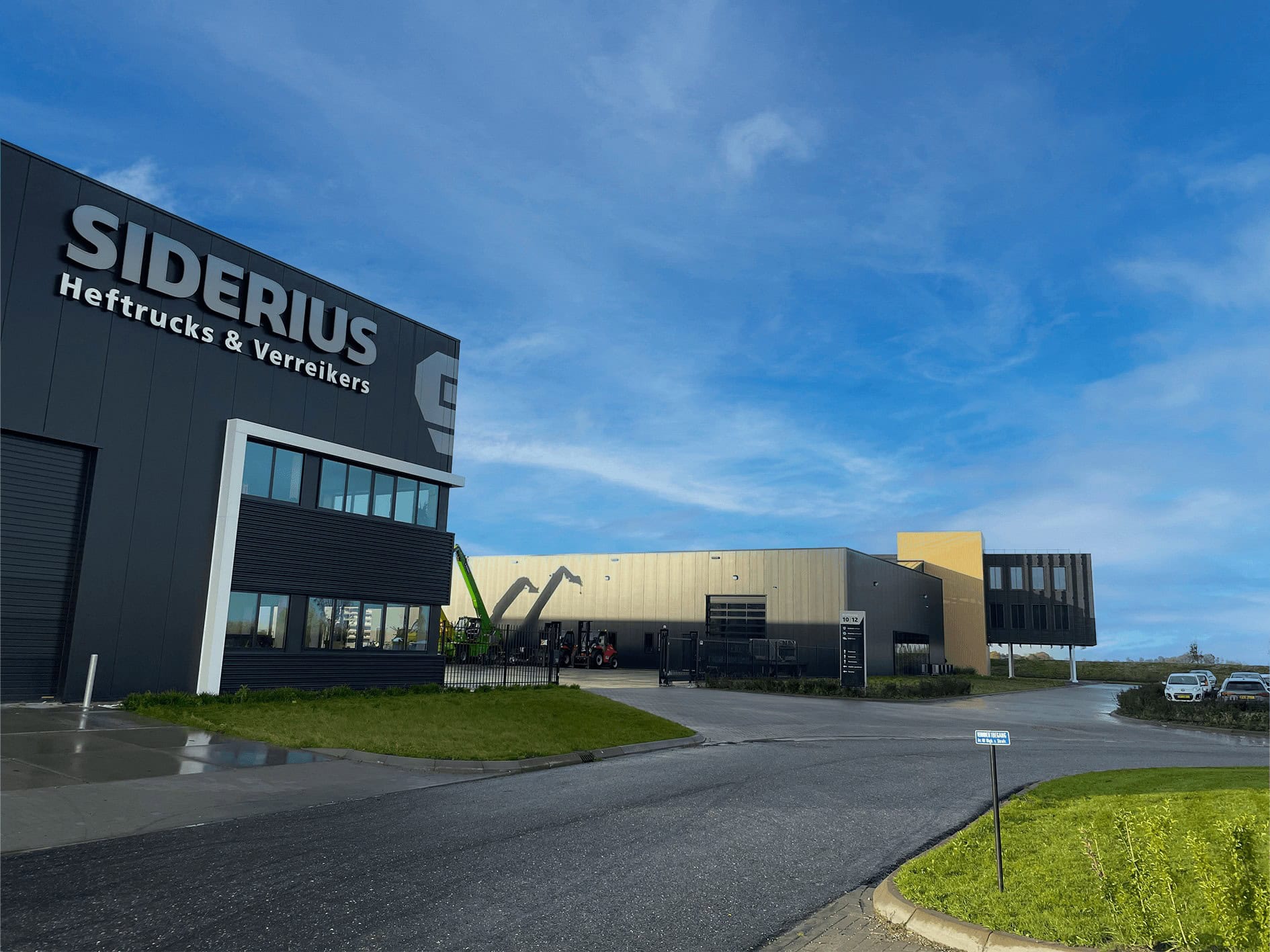 Siderius Heftrucks pand op de nieuwe vestiging in Leeuwarden